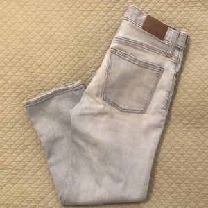 Madewell mid rise classic straight size 26